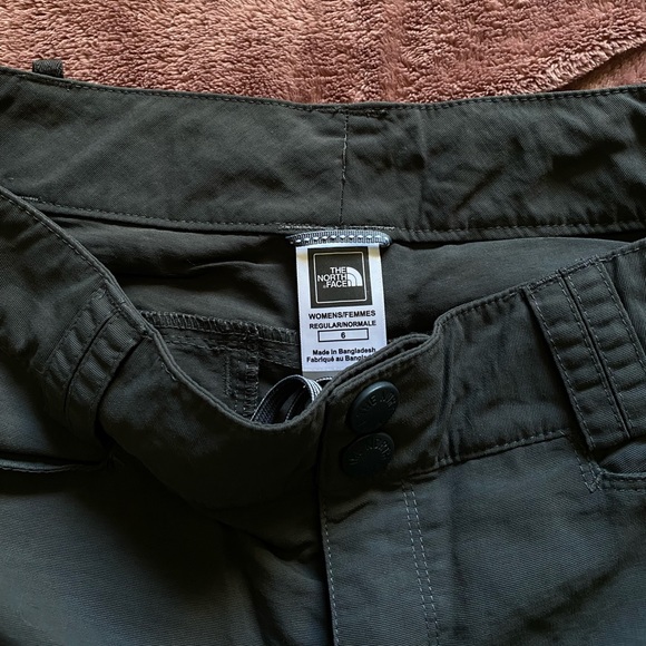The North Face Convertible Hiking Pants - Picture 2 of 6